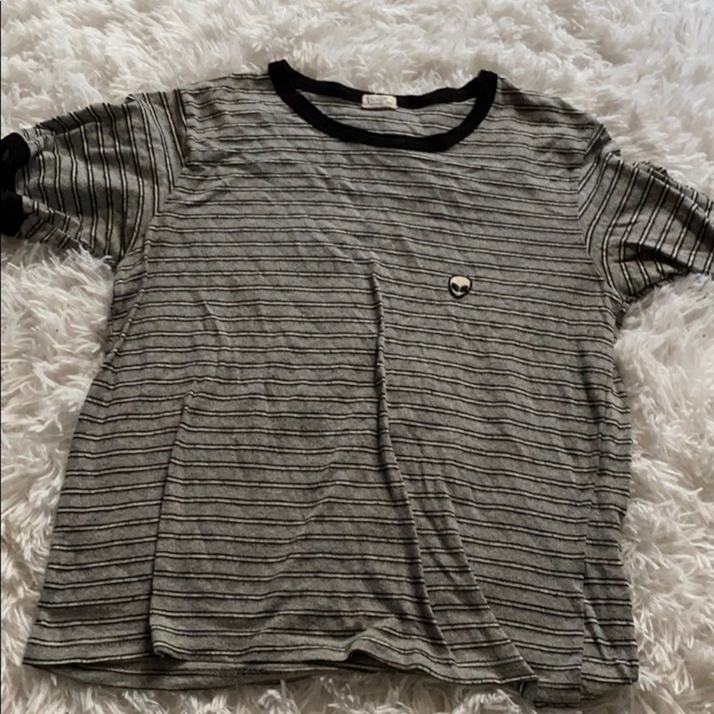tee shirt